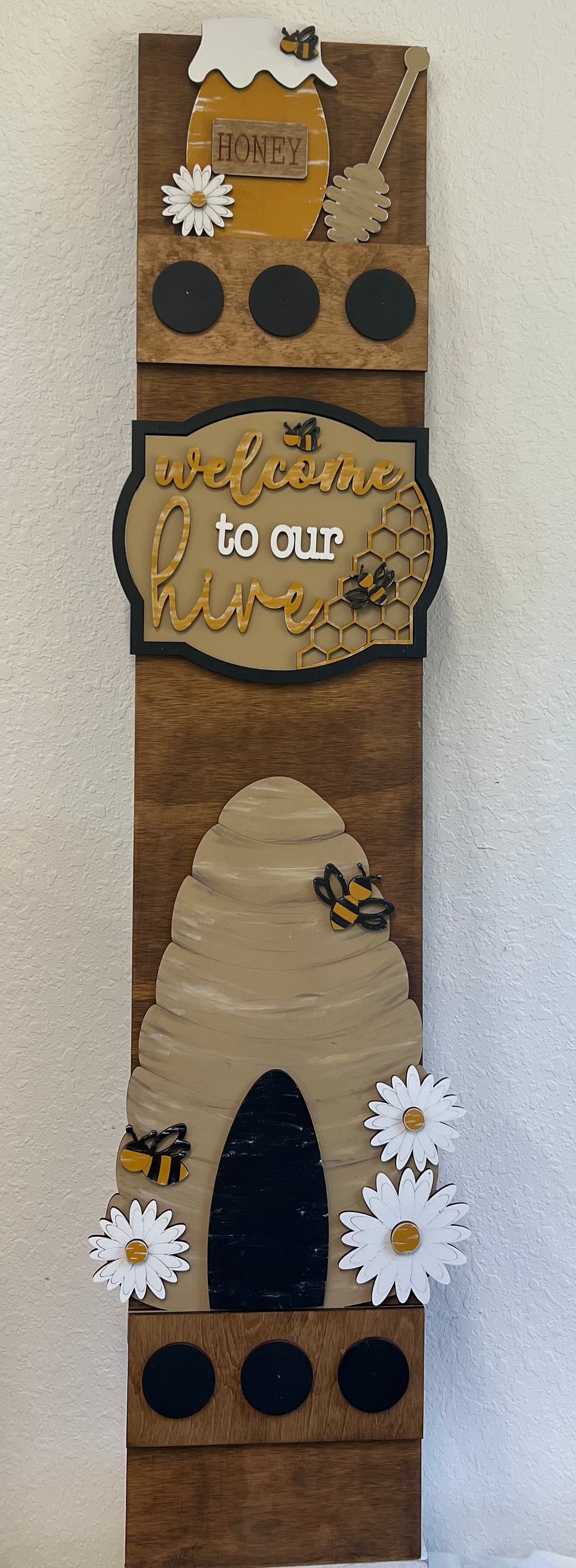 Welcome to our Hive Porch Leaner Insert